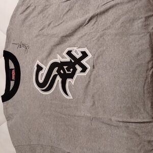 Chicago White Sox Signed T-shirt Ozzie